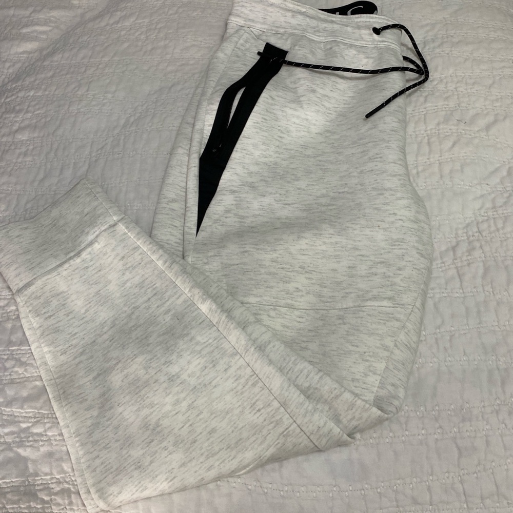American eagle sweats